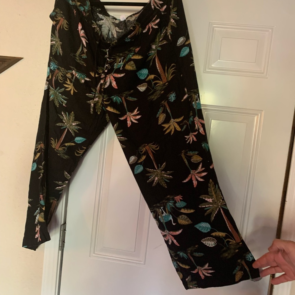 Wide leg drawstring pants